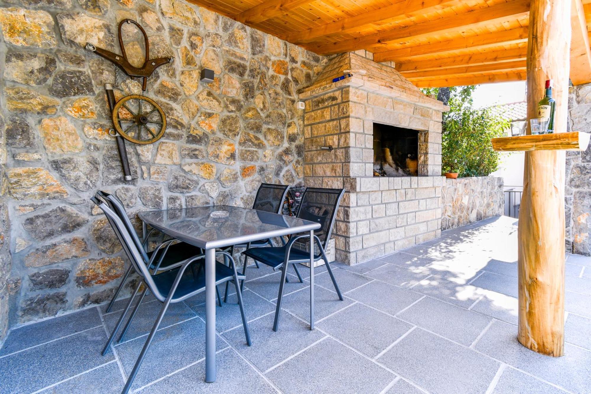 Apartman Lavanda Sa Bazenom I Okucnicom 4* Hreljin Екстериор снимка