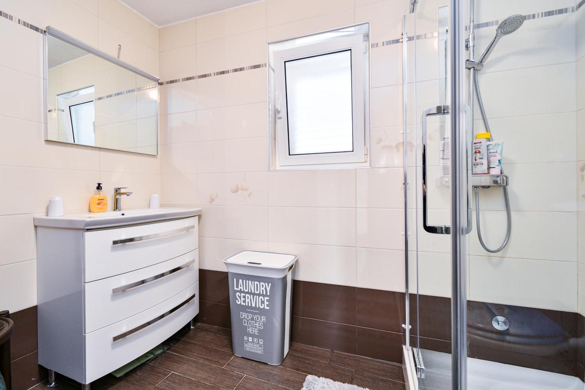 Apartman Lavanda Sa Bazenom I Okucnicom 4* Hreljin Екстериор снимка