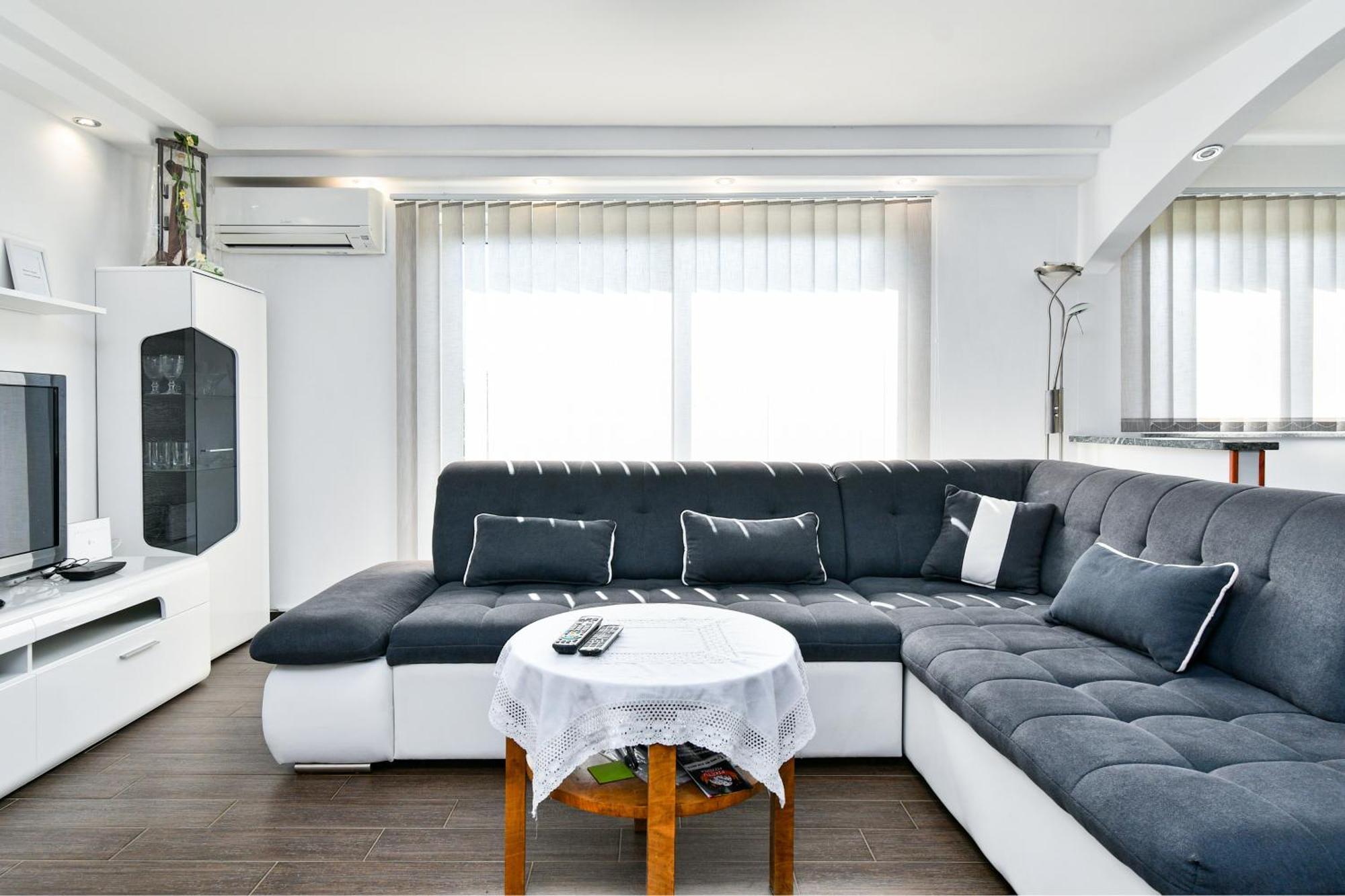 Apartman Lavanda Sa Bazenom I Okucnicom 4* Hreljin Екстериор снимка